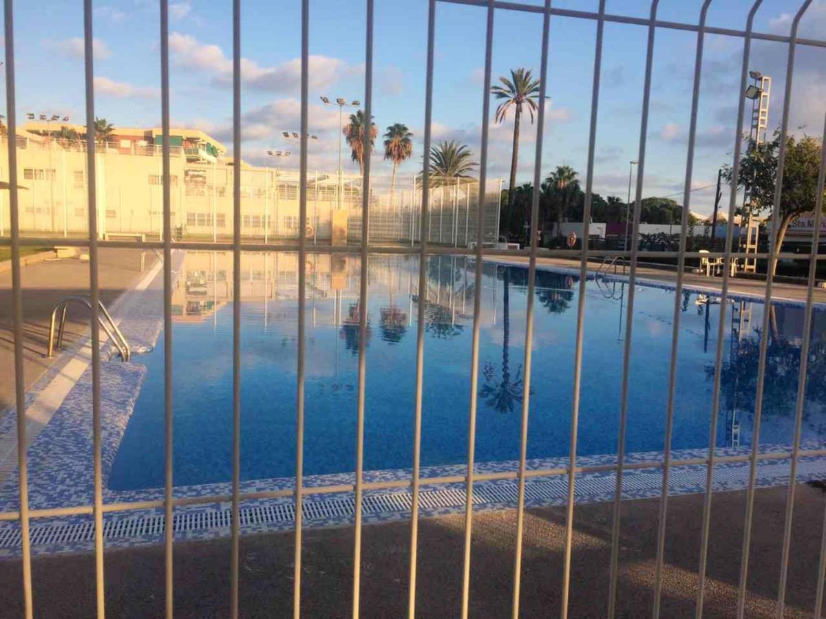 Modern Apartment In Canet De Berenguer 72 M² Pool كانيت ذي بيرينغير المظهر الخارجي الصورة